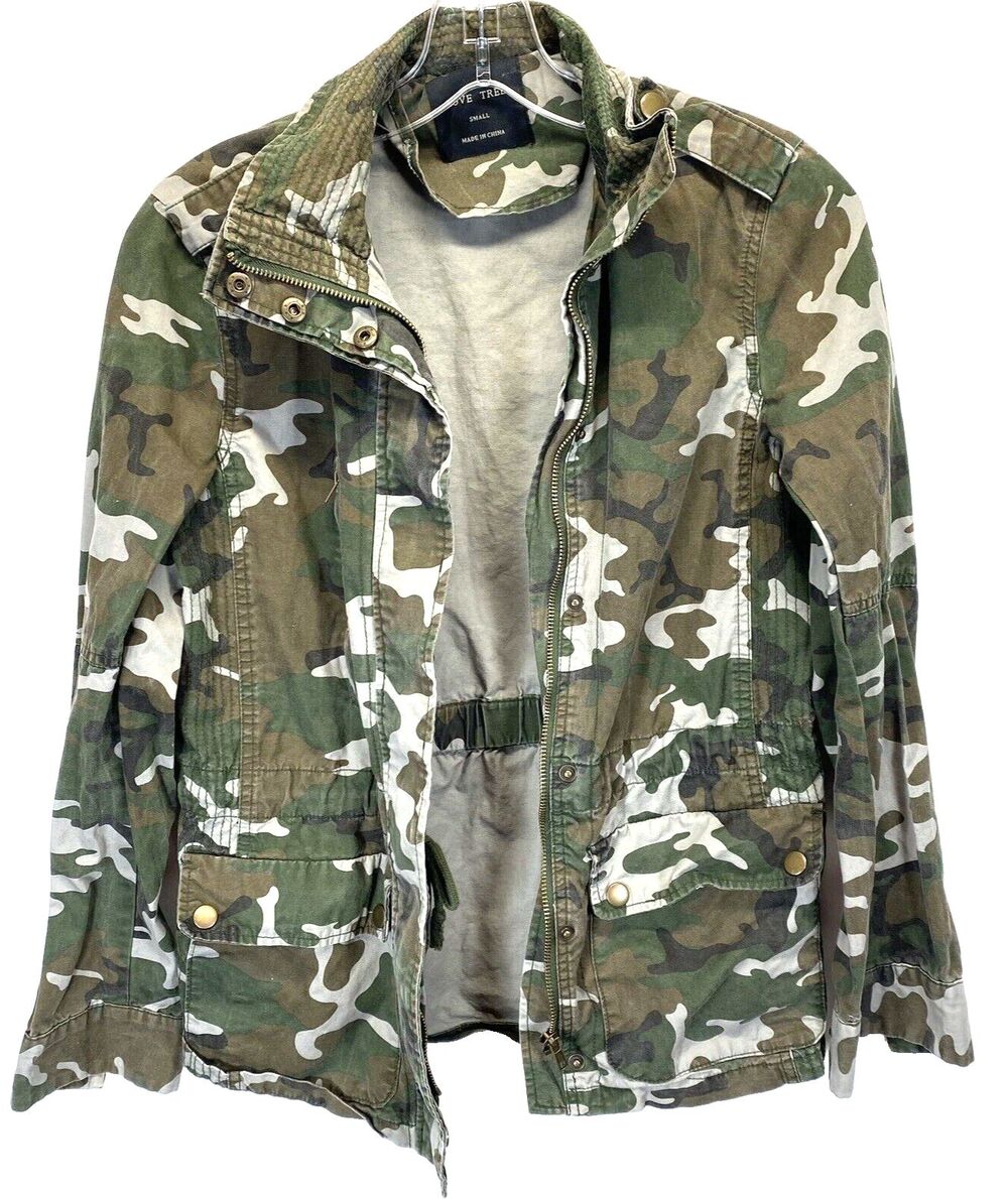 LOVE TREE Womenโs Camo Military Jacket Small Green Multi Long Sleeve Pockets